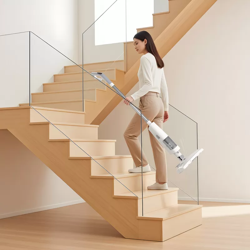 mc2009 wet and dry stick vacuum lightweight design